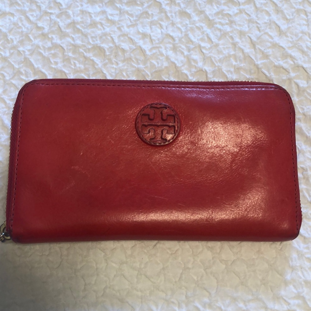 Tory Burch wallet